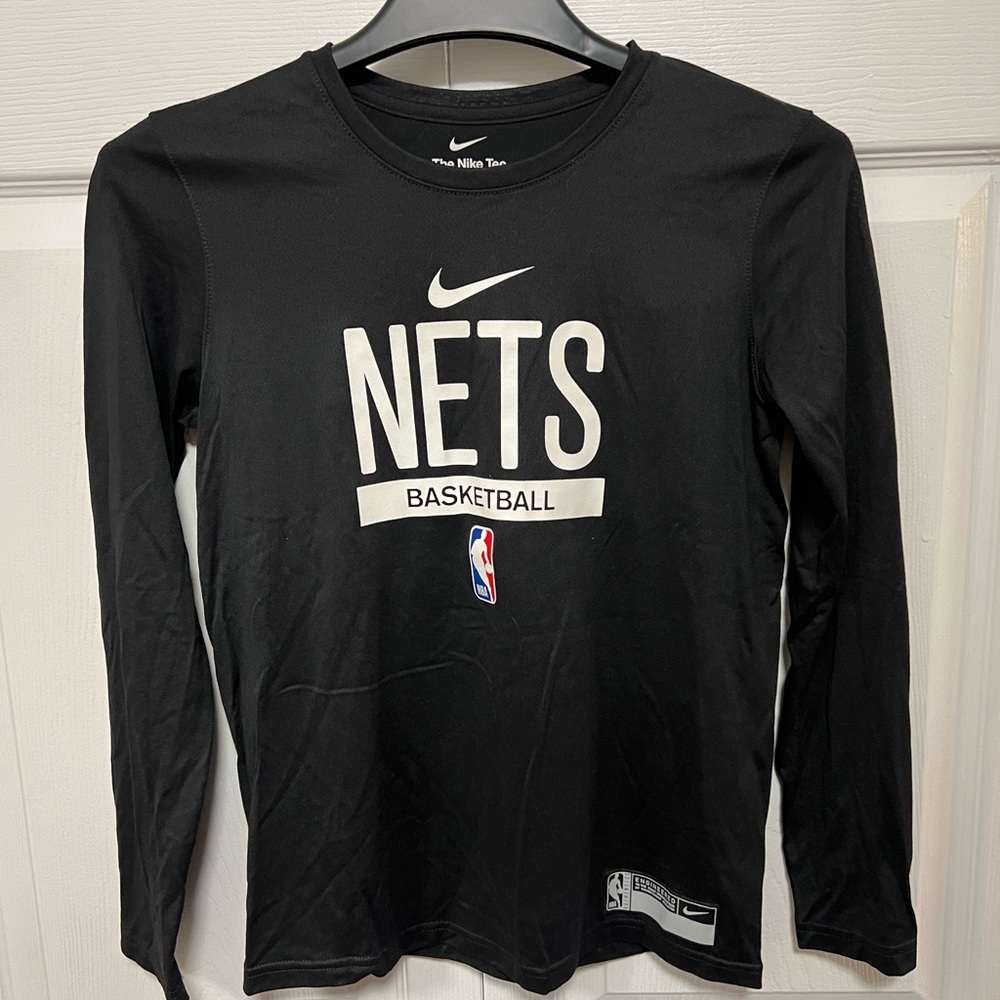 Nike Dri-Fit Brooklyn Nets NBA On-Court Practice Long Sleeve T-Shirt | Size MD